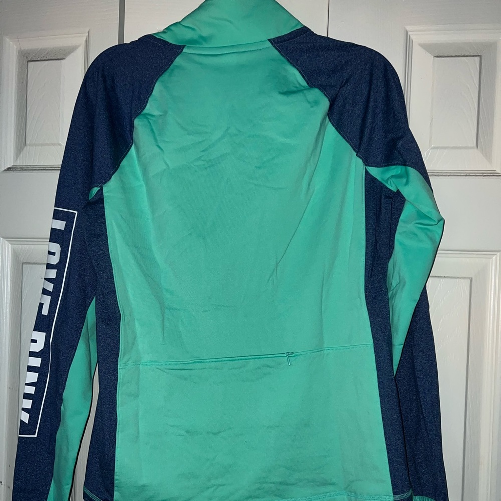 Light pull over - Picture 4 of 4